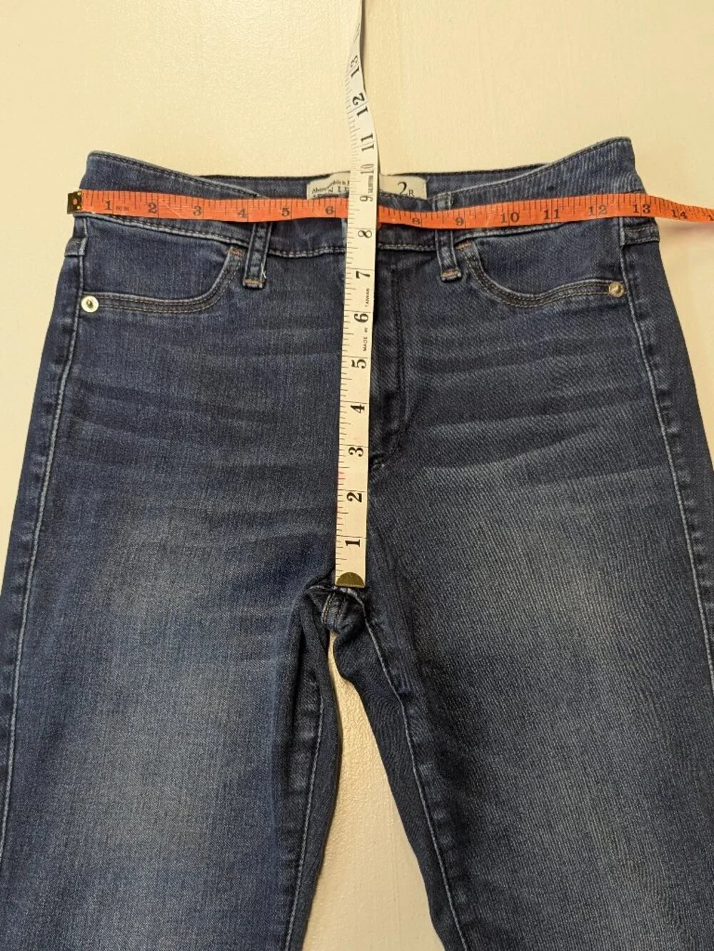 Abercrombie & Fitch Jean Legging Size 2R W26 L29 Dark Wash High Rise